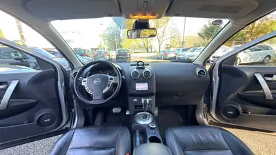 Nissan Qashqai +2 2.0 4WD Tekna — 7 places, 4x4 robuste, sans sinistre — Miniature 9