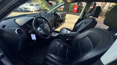 Nissan Qashqai +2 2.0 4WD Tekna — 7 places, 4x4 robuste, sans sinistre — Miniature 10