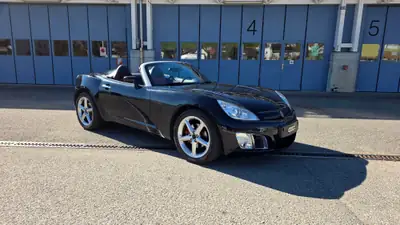 Opel GT 2.0 Turbo — Cabriolet sportif, 264 ch et seulement 65'686 km — Außenansicht