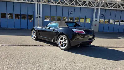Opel GT 2.0 Turbo — Cabriolet sportif, 264 ch et seulement 65'686 km — Armaturenbrett