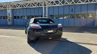 Opel GT 2.0 Turbo — Cabriolet sportif, 264 ch et seulement 65'686 km — Miniatur 11