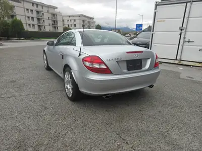 Mercedes-Benz SLK 350 — Cabriolet sportif, 272 ch, entretien à jour — interni
