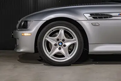 BMW Z3 M Roadster 1997 — Légendaire roadster bavarois, 38'800 km seulement — Miniatur 29