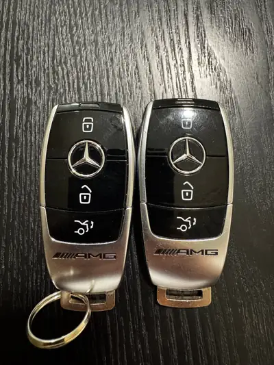 Mercedes-AMG GT 43 4Matic+ — Coupé sportif, freins neufs et révision complète — Miniatura 14