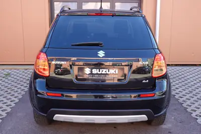Suzuki SX4 1.6 16V GL Top 4WD — SUV polyvalent, transmission automatique, sans sinistre — Miniature 8