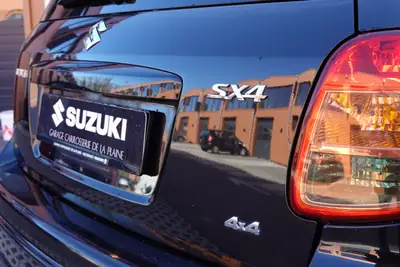 Suzuki SX4 1.6 16V GL Top 4WD — SUV polyvalent, transmission automatique, sans sinistre — Miniature 11