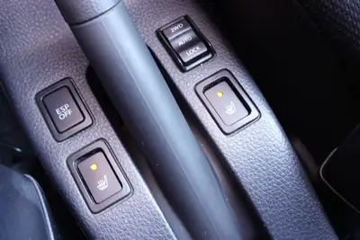 Suzuki SX4 1.6 16V GL Top 4WD — SUV polyvalent, transmission automatique, sans sinistre — Miniature 16