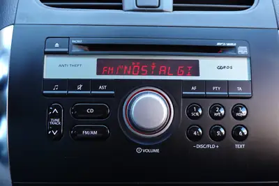 Suzuki SX4 1.6 16V GL Top 4WD — SUV polyvalent, transmission automatique, sans sinistre — Miniature 19