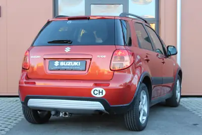 Suzuki SX4 1.6 GL Top — SUV compact automatique, sans accident, services à jour — Miniature 7