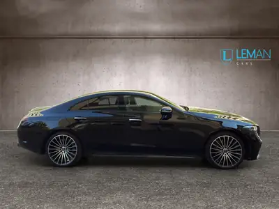 Mercedes-Benz CLS 450 4Matic AMG Line — Berline coupé hybride, 34000 km seulement — tableau de bord