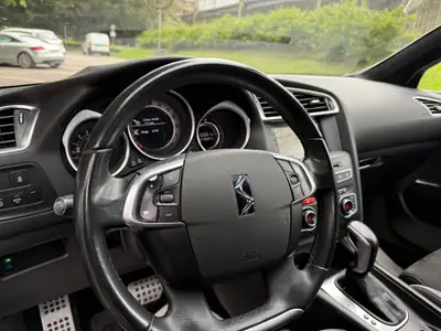 DS 4 1.6 BlueHDi SO Chic — Diesel automatique, 79 000 km, sans sinistre — Miniature 11