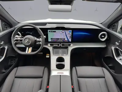 Mercedes-Benz GLC 400 4matic — SUV électrique 489 ch, prestations premium — Miniature 13
