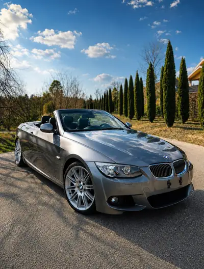 BMW 335i Cabriolet M-Sport — Roadster dynamique, 62'000 km, impeccable — vue extérieure
