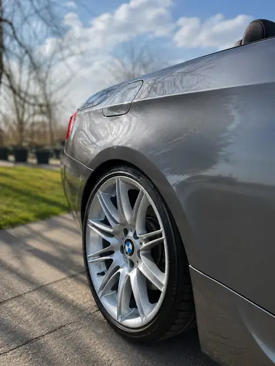 BMW 335i Cabriolet M-Sport — Roadster dynamique, 62'000 km, impeccable — détail