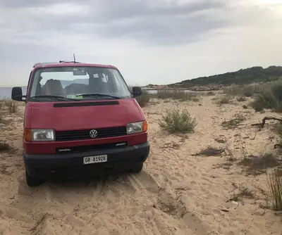 VW T4 Syncro 1998 — Le monospace tout-terrain emblématique de la fin des années 90 — côté