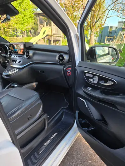 Mercedes-Benz V 300 d — Monospace 7 places premium, 4Matic fiable et spacieux — Miniatura 14