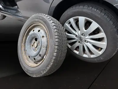 Suzuki Swift 1.2i 16V GL 4x4 — Citadine polyvalente tout-terrain, 193'000 km — Thumbnail 20