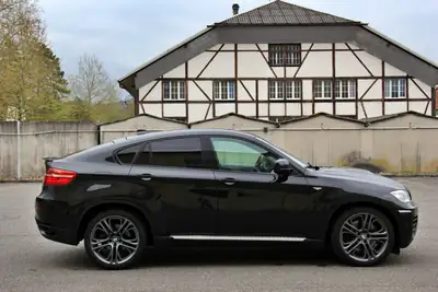 BMW X6 M50d Steptronic — SUV coupé puissant, 381 ch diesel et transmission automatique — Detail