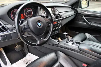 BMW X6 M50d Steptronic — SUV coupé puissant, 381 ch diesel et transmission automatique — Miniatur 9