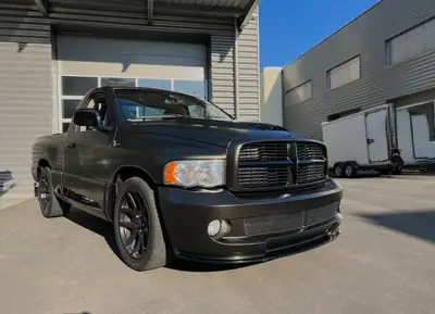 Dodge Ram SRT Viper 2006 — Légendaire muscle truck, 507 ch purs — vue extérieure
