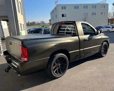 Dodge Ram SRT Viper 2006 — Légendaire muscle truck, 507 ch purs — côté