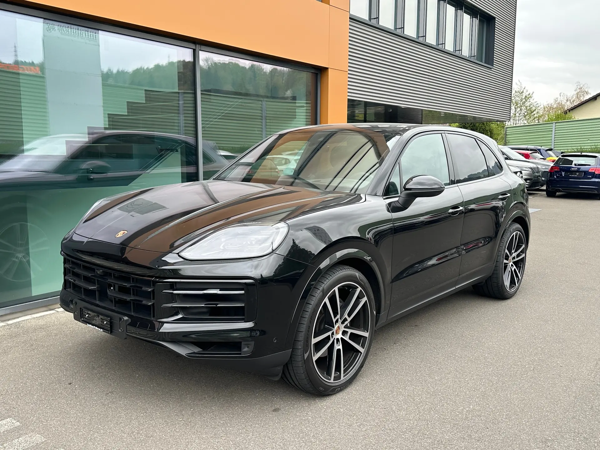 Porsche Cayenne 3.0 V6 — SUV premium 2025, 6000 km, équipement prestige