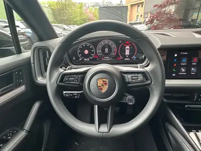 Porsche Cayenne 3.0 V6 — SUV premium 2025, 6000 km, équipement prestige — Thumbnail 12