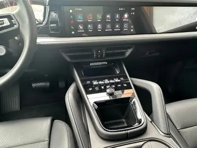 Porsche Cayenne 3.0 V6 — SUV premium 2025, 6000 km, équipement prestige — Thumbnail 13