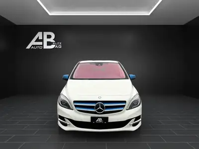 Mercedes-Benz B Electric Drive — Mobilité électrique compacte, entretien minimal — vue extérieure