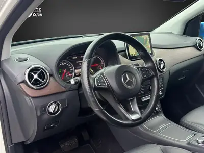 Mercedes-Benz B Electric Drive — Mobilité électrique compacte, entretien minimal — Miniature 8