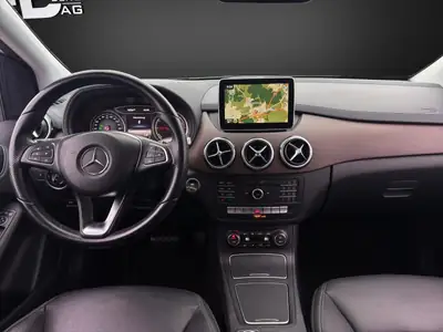 Mercedes-Benz B Electric Drive — Mobilité électrique compacte, entretien minimal — Miniature 11