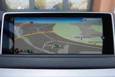 BMW X5 xDrive 25d — SUV premium diesel, intérieur cuir, équipements haut de gamme — Miniature 16