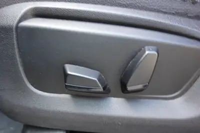 BMW X5 xDrive 25d — SUV premium diesel, intérieur cuir, équipements haut de gamme — Miniature 20