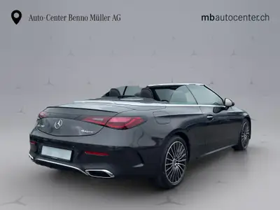 Mercedes-Benz CLE 200 AMG Line Cabriolet — Élégance décapotable et hybride économe — tableau de bord