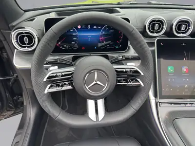 Mercedes-Benz CLE 200 AMG Line Cabriolet — Élégance décapotable et hybride économe — Miniature 12