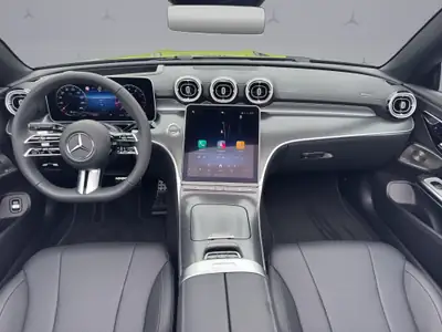 Mercedes-Benz CLE 200 AMG Line Cabriolet — Élégance décapotable et hybride économe — Miniature 13