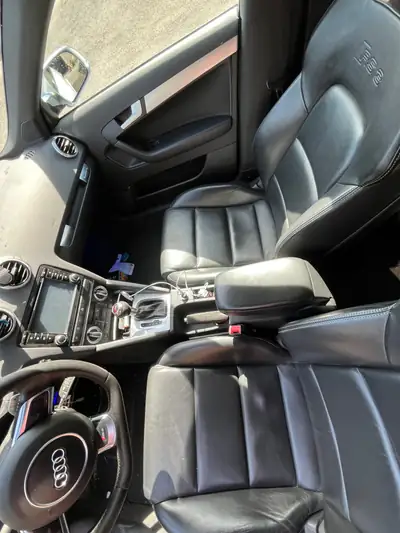 Audi RS3 Sportback 2.5 TFSI quattro — Performance 340 ch, intérieur premium noir — détail