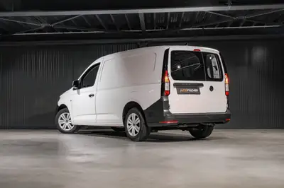 VW Caddy Cargo 2.0 TDI Maxi — Utilitaire fiable, faible kilométrage et garantie constructeur — side view