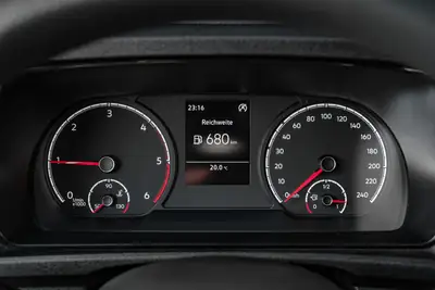 VW Caddy Cargo 2.0 TDI Maxi — Utilitaire fiable, faible kilométrage et garantie constructeur — Thumbnail 14