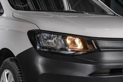 VW Caddy Cargo 2.0 TDI Maxi — Utilitaire fiable, faible kilométrage et garantie constructeur — Thumbnail 24