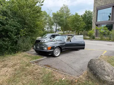 Mercedes-Benz SL 380 — Cabriolet légendaire des années 80, 197 ch et élégance intemporelle — Miniatura 8
