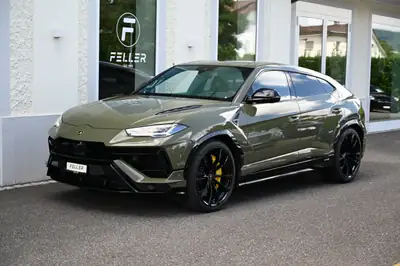 Lamborghini Urus S E-Gear — SUV haute performance 666 ch, couleur exclusive Verde Turbine — exterior view