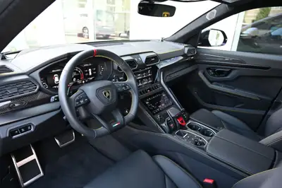 Lamborghini Urus S E-Gear — SUV haute performance 666 ch, couleur exclusive Verde Turbine — Thumbnail 9