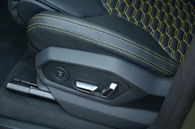 Lamborghini Urus S E-Gear — SUV haute performance 666 ch, couleur exclusive Verde Turbine — Thumbnail 27