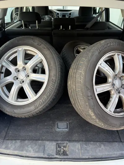 Subaru Legacy 2.0i Swiss AWD — Break fiable, transmission Lineartronic, traction intégrale — dettaglio