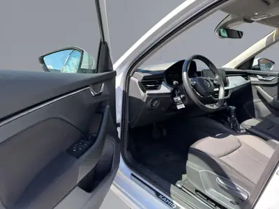 Skoda Kamiq 1.0 TSI Tour DSG — Citadin malin, consommation économique — Miniature 14