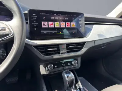 Skoda Kamiq 1.0 TSI Tour DSG — Citadin malin, consommation économique — Miniature 13