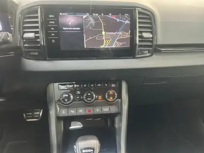 Skoda Karoq 2.0 TSI SportLine 4x4 — SUV polyvalent, moteur 190 ch et transmission DSG — Miniatura 14