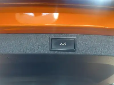 Skoda Karoq 2.0 TSI SportLine 4x4 — SUV polyvalent, moteur 190 ch et transmission DSG — Miniatura 19