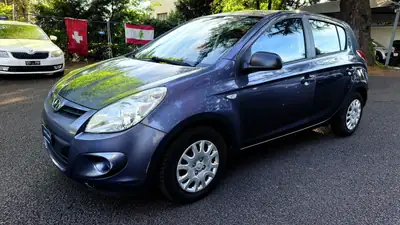 Hyundai i20 1.2 Comfort — Citadine fiable, 34'000 km seulement — arrière